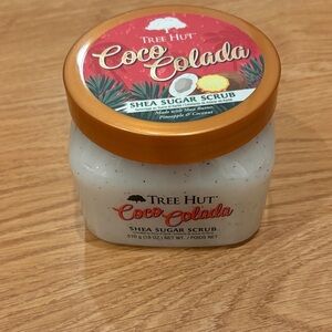 Tree Hut Coco Colada Shea Sugar Scrub - White